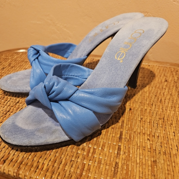 Vintage 1980s Connie Leather Heels - Picture 4 of 12